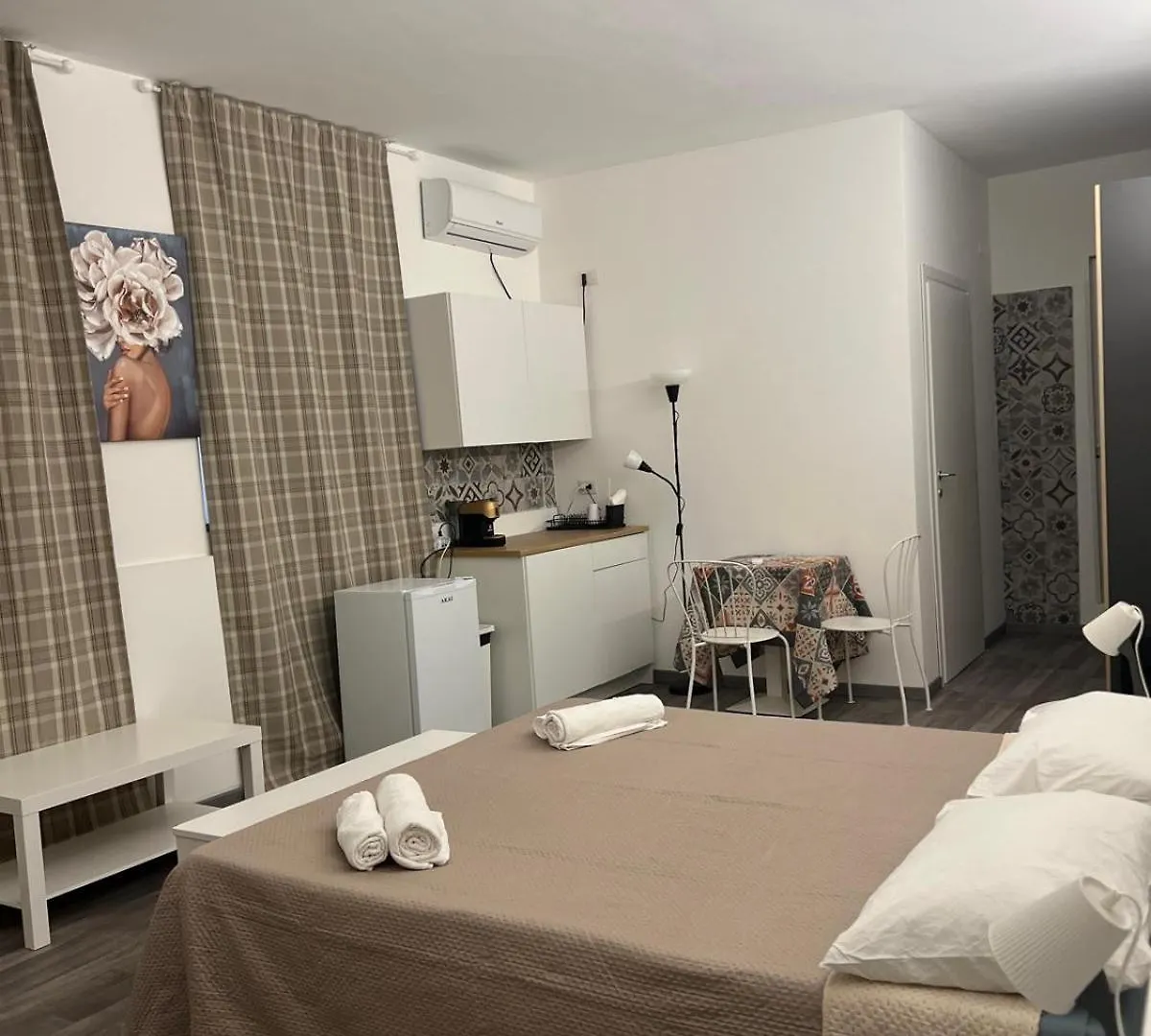 Maison d'hôtes Home Restaurant hostel Giardini-Naxos